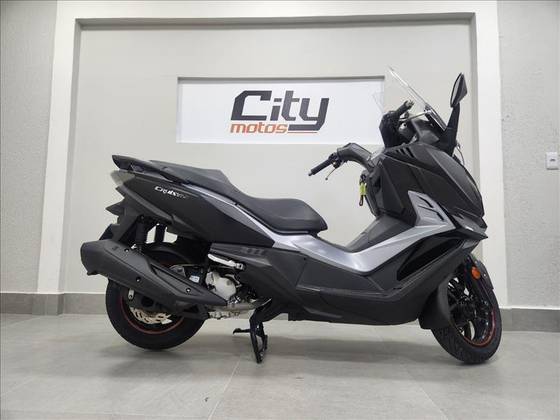 DAFRA CRUISYM 300 